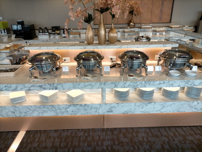 ミラクルラウンジ　ビュッフェ